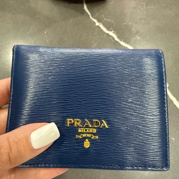 Prada Wallet - Picture 3 of 8